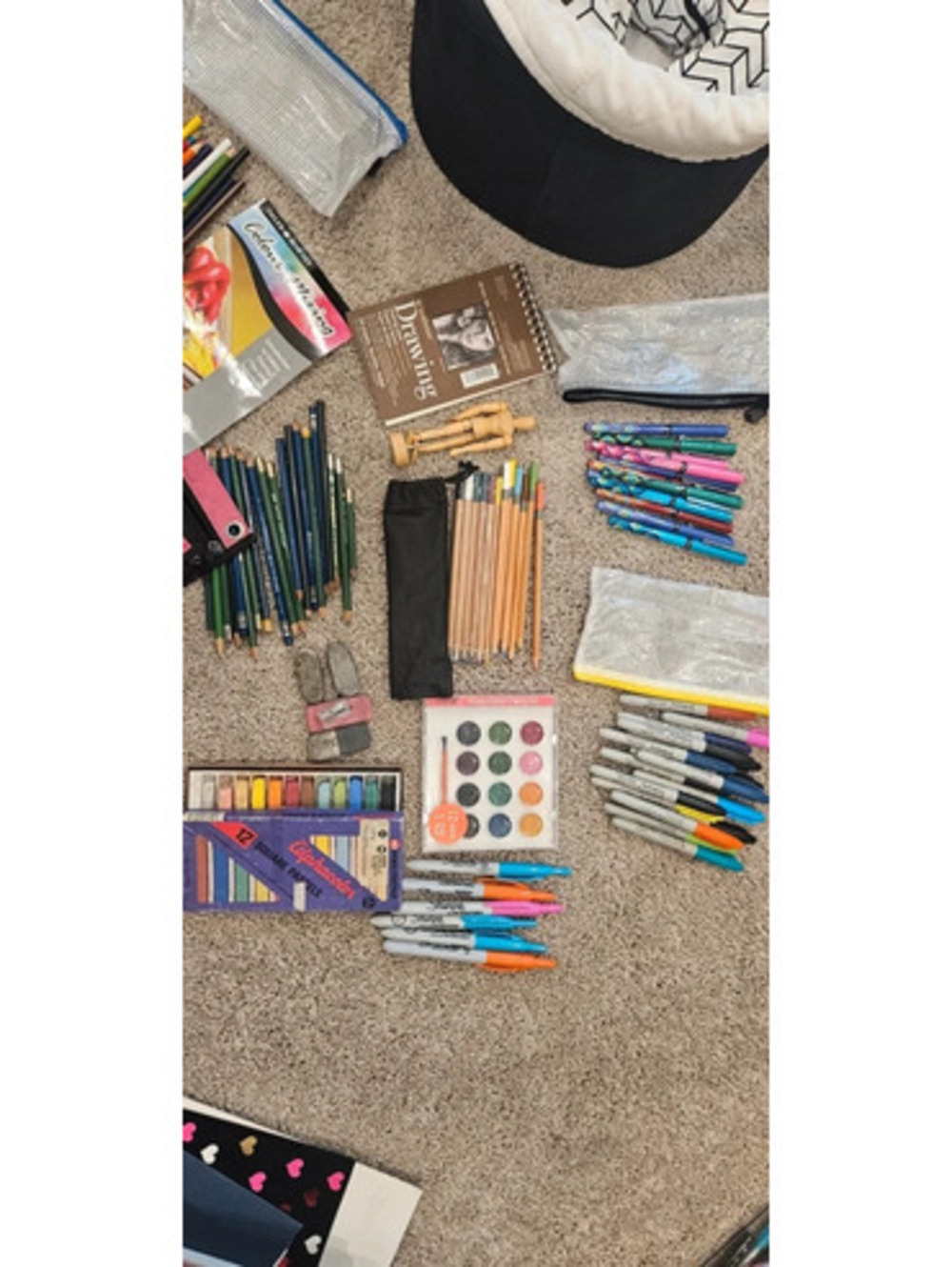 Huge art lot used